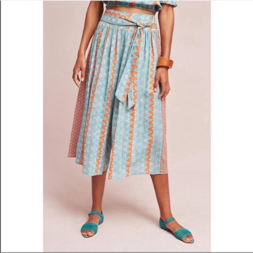 Feather Bone Anthropologie Demetria Wide Leg Cropped Pants - Picture 2 of 9